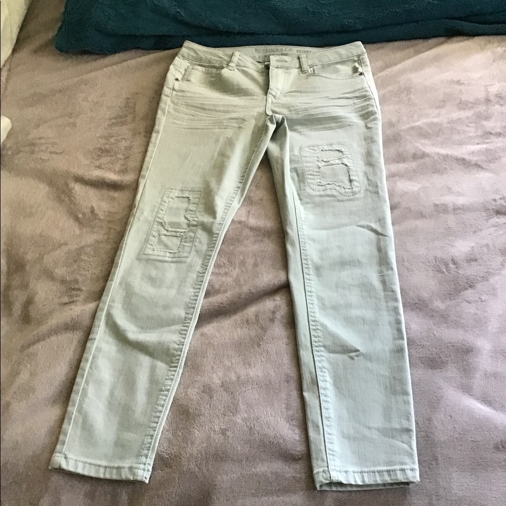 White capris